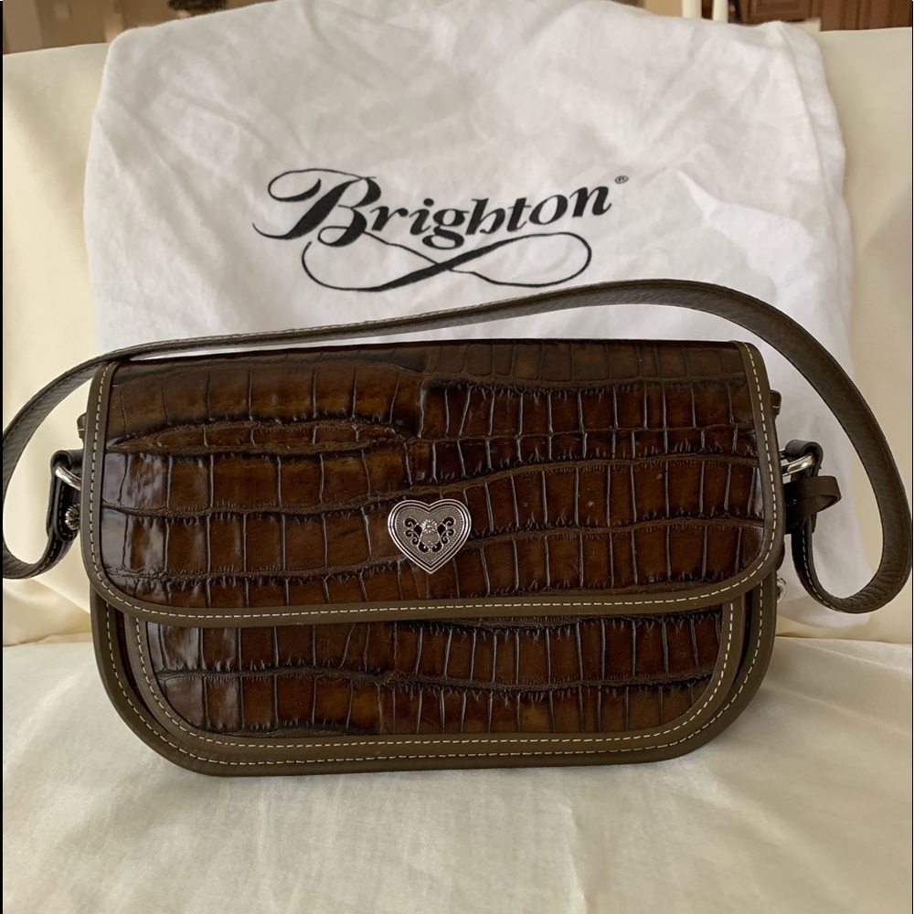 EUC. BRIGHTON brown croco embossed purse